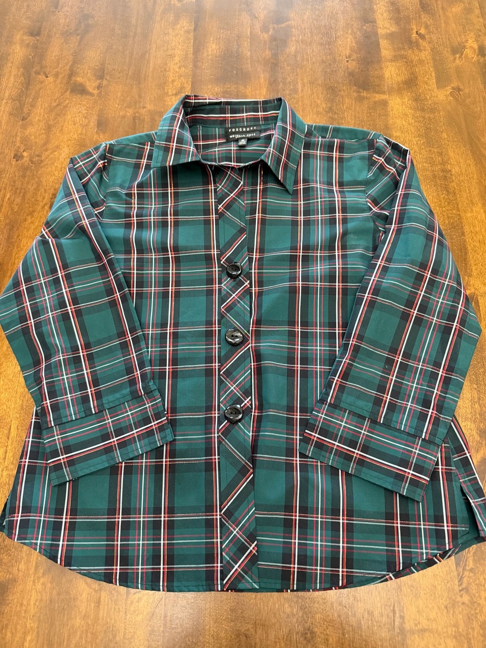 Women’s Foxcroft Wrinkle Free Shaped Fit 10P Plaid Holiday Christmas Button Down